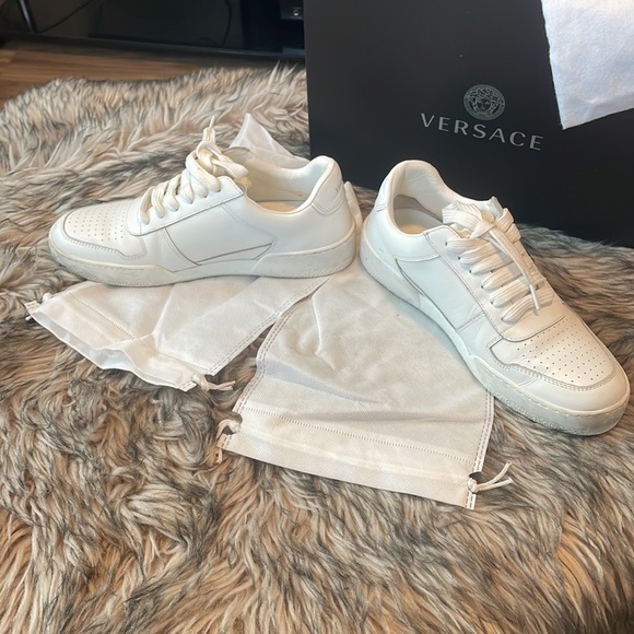 Versace shoes for women - Picture 4 of 7